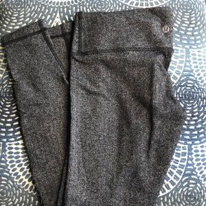 Lulu workout pants